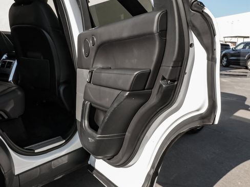 Used 2021 Land Rover Range Rover Sport HSE Dynamic image 43