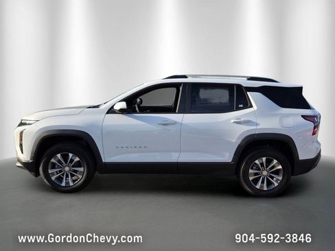New 2026 Chevrolet Equinox LT w/ Convenience Package II AWD/4WD image 2