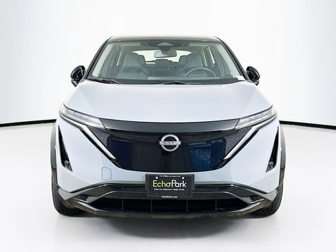 Used 2023 Nissan Ariya FWD image 2