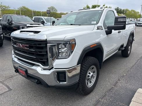 Used 2022 GMC Sierra 3500 Pro w/ Convenience Package RWD image 4