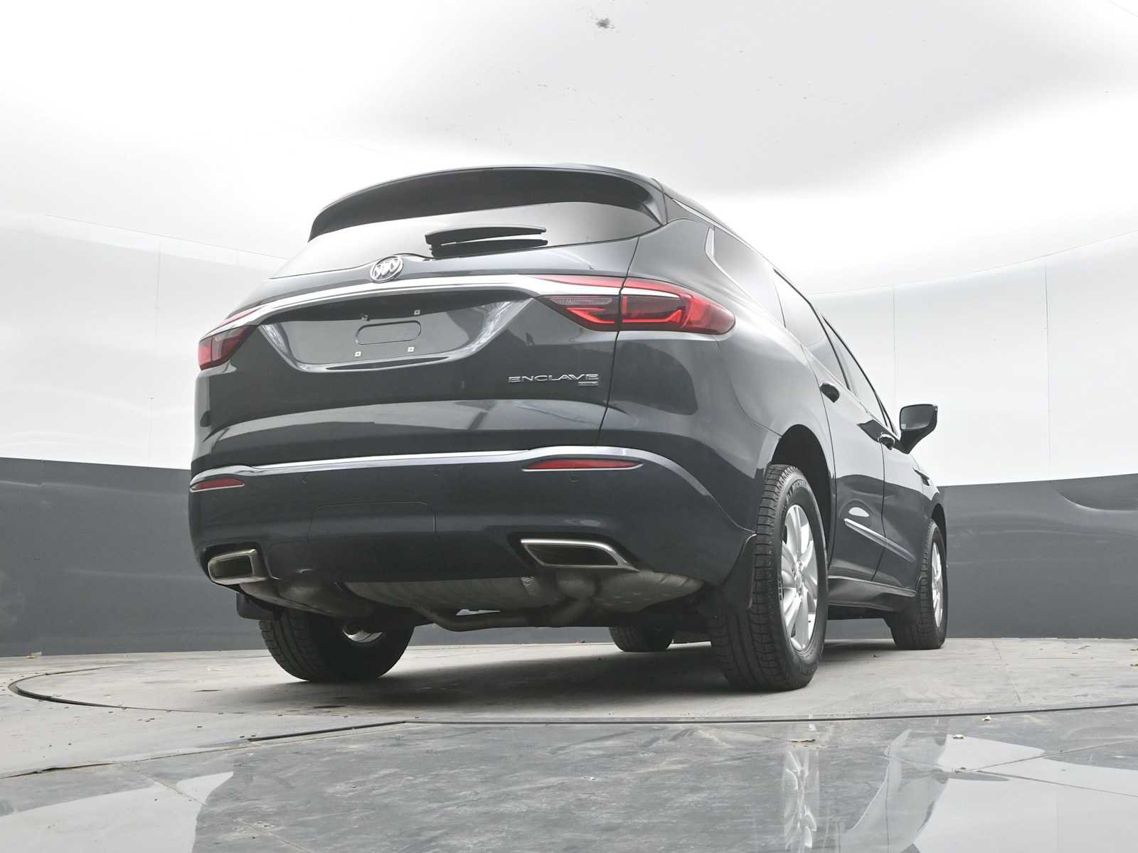 Used 2019 Buick Enclave Premium AWD/4WD image 33