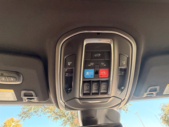 Certified 2026 Jeep Grand Cherokee L Limited AWD/4WD image 16