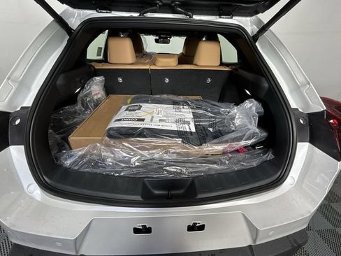 Used 2024 Lexus UX 250h AWD w/ Premium Package image 19