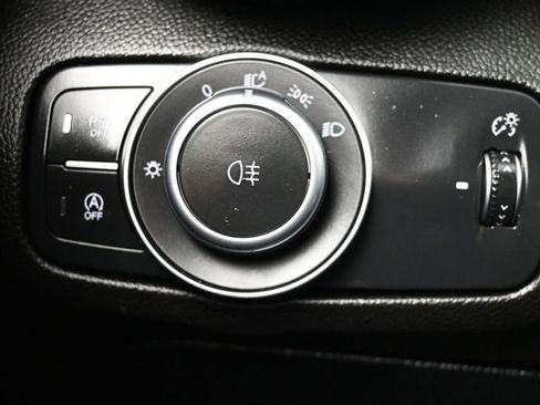 Used 2023 Alfa Romeo Giulia Sprint image 27