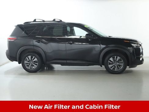 Certified 2024 Nissan Pathfinder SV AWD/4WD image 13