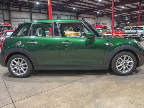 Used 2015 MINI Cooper S image 10