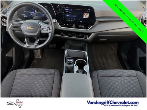 Certified 2026 Chevrolet Equinox LT FWD image 10