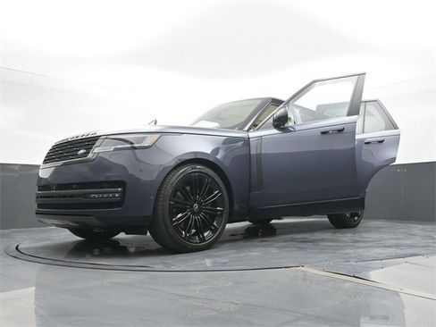 Used 2024 Land Rover Range Rover SE image 30