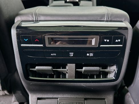 Used 2022 Acura MDX w/Technology Package image 28