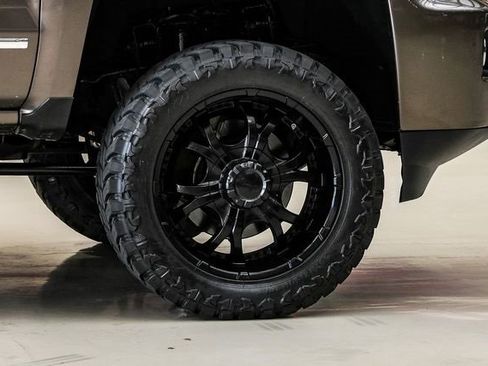 Used 2015 Chevrolet Silverado 2500 High Country w/ Duramax Plus Package image 45