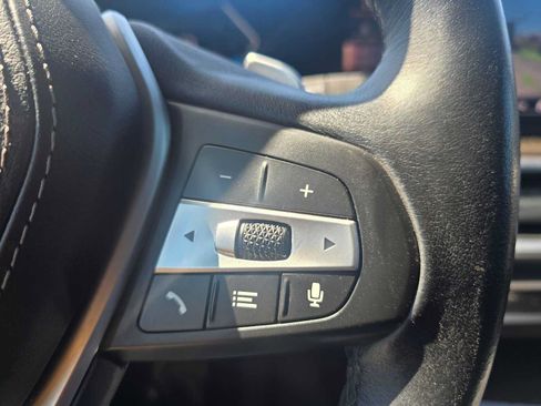 Used 2024 BMW X5 xDrive50e AWD/4WD image 32