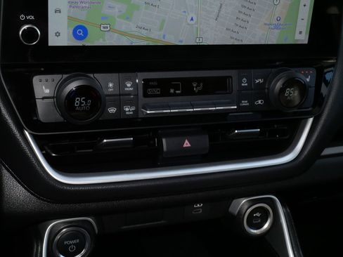 Used 2025 Toyota Grand Highlander AWD Hybrid image 23