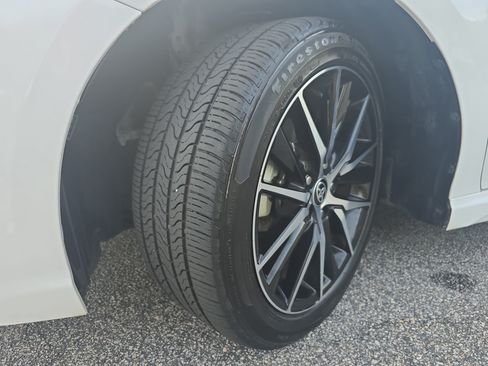 Used 2024 Toyota Camry SE w/ Convenience Package FWD image 29