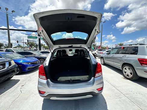 Used 2018 Chevrolet Trax LS FWD image 12