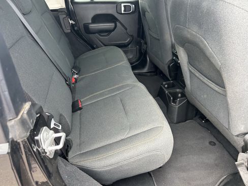 Used 2025 Jeep Wrangler Unlimited Sport AWD/4WD image 14