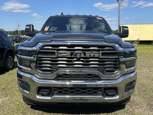 Used 2025 RAM 3500 Tradesman AWD/4WD image 3