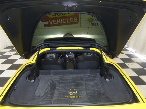 Used 2012 Chevrolet Corvette Grand Sport w/ 2LT Preferred Equipment Group image 26