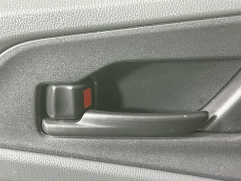 Used 2024 Toyota Prius LE image 14