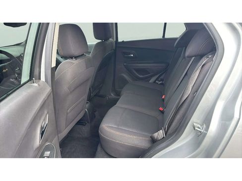 Used 2020 Chevrolet Trax LS w/ Tint and Cruise Package image 11