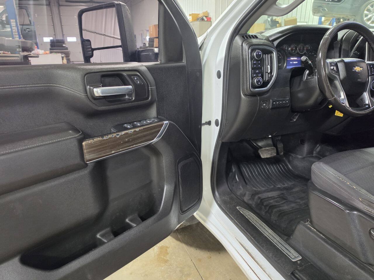Used 2023 Chevrolet Silverado 2500 LT w/ Snow Plow Prep/Camper Package AWD/4WD image 21