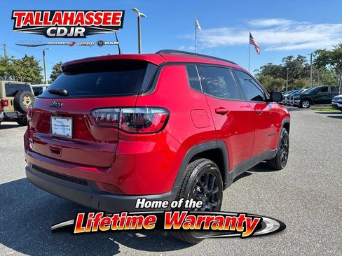 New 2026 Jeep Compass Latitude AWD/4WD image 3