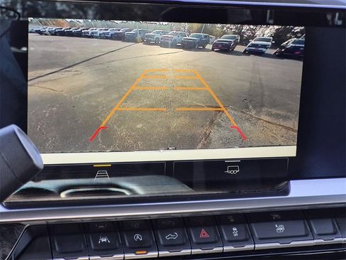 Used 2022 Chevrolet Silverado 1500 LT image 21