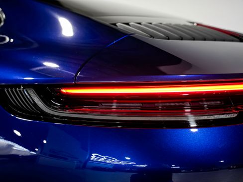 Used 2020 Porsche 911 Carrera S image 37