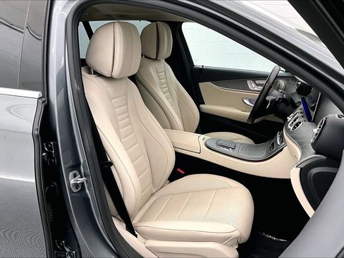 Used 2022 Mercedes-Benz E 450 4MATIC All-Terrain Wagon image 6