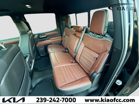 Used 2025 GMC Sierra 1500 Denali Ultimate image 19