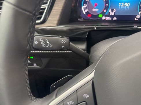 New 2026 Volkswagen Atlas SEL Premium R-Line image 18