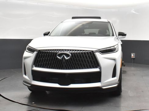 Certified 2026 INFINITI QX60 Pure w/ Cargo Package FWD image 10