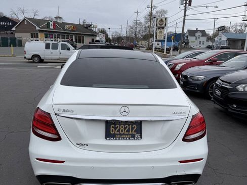 Used 2018 Mercedes-Benz E 300 4MATIC image 7