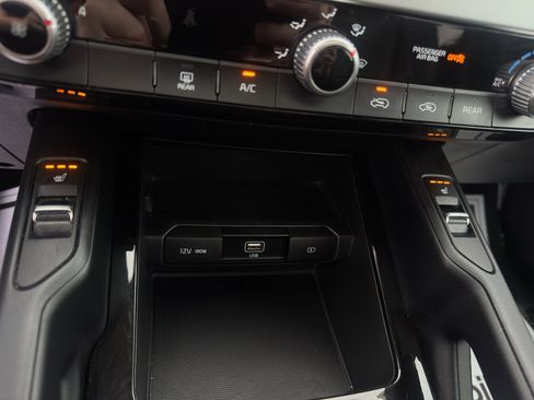 Used 2020 Kia Telluride S AWD/4WD image 18