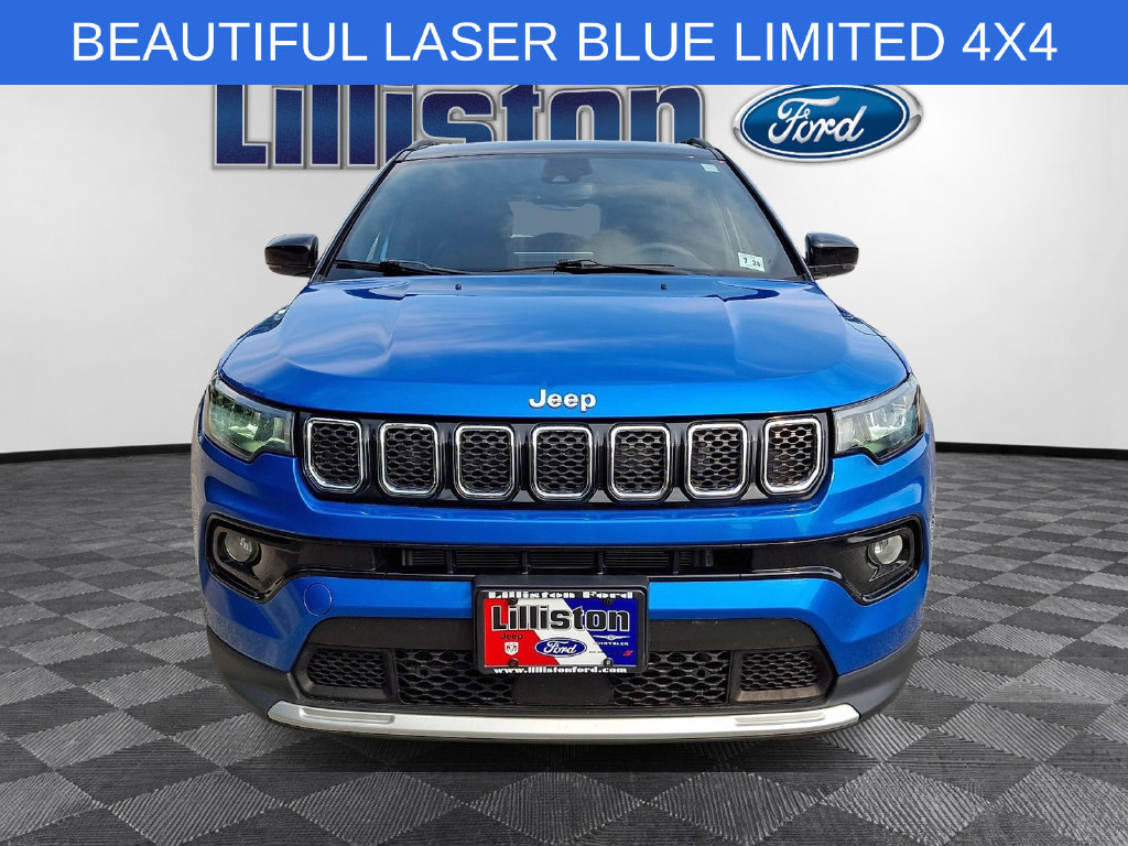 Used 2023 Jeep Compass Limited AWD/4WD image 2