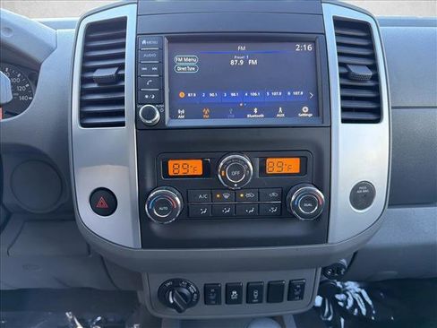 Used 2021 Nissan Frontier SV image 19