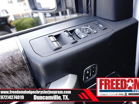 Used 2019 Ford F250 Lariat w/ Lariat Ultimate Package AWD/4WD image 41