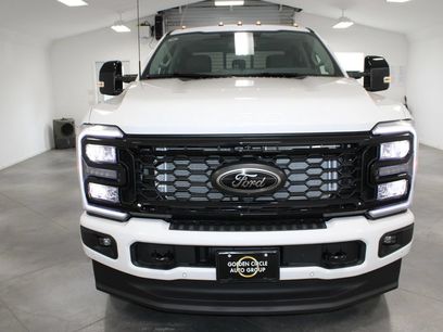 New 2026 Ford F250 Lariat w/ Black Appearance Package
