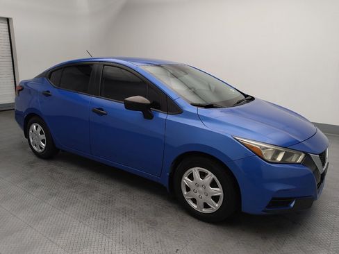 Used 2020 Nissan Versa S FWD image 11