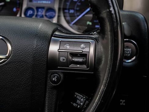 Used 2017 Lexus GX 460 image 16