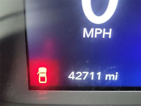 Certified 2021 Jeep Gladiator Sport image 22