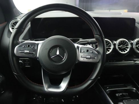 Certified 2022 Mercedes-Benz GLA 250 image 10