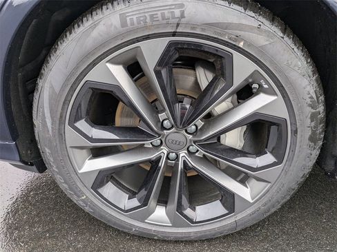 New 2026 Audi Q7 3.0T Premium Plus image 9