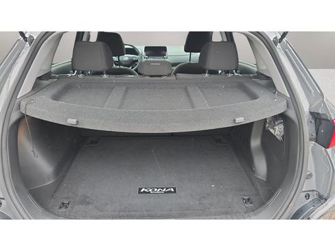 Certified 2023 Hyundai Kona SEL w/ Convenience Package AWD/4WD image 9