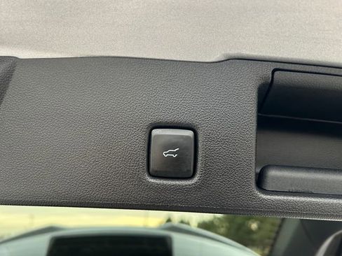 Used 2024 Ford Escape ST-Line Elite w/ Premium Technology Package AWD/4WD image 20