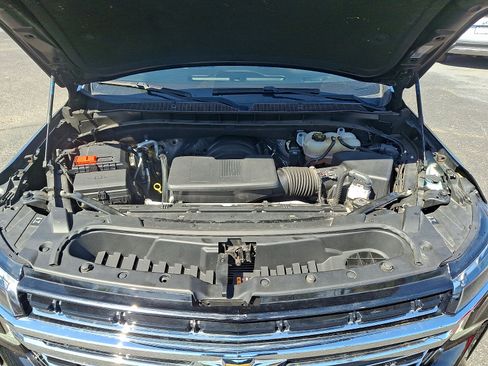 Certified 2022 Chevrolet Tahoe LT w/ LT Signature Package AWD/4WD image 28