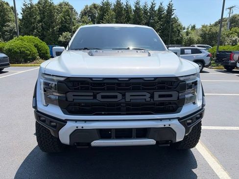 Used 2025 Ford F150 Raptor AWD/4WD image 9