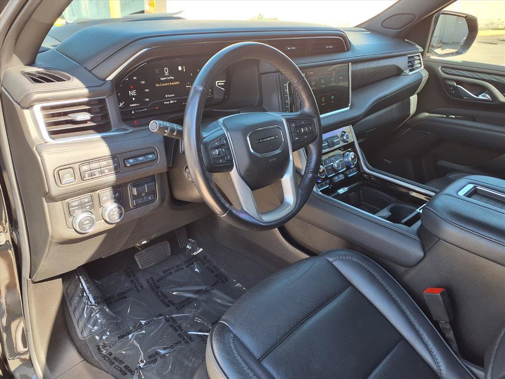 Used 2022 GMC Yukon Denali w/ Denali Premium Package AWD/4WD image 20