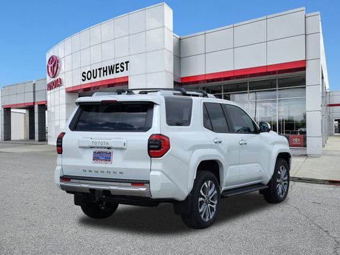 New 2026 Toyota 4Runner Limited AWD/4WD image 5