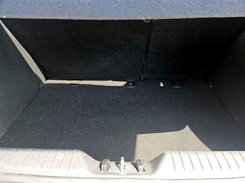 Used 2011 Hyundai Accent GS image 34