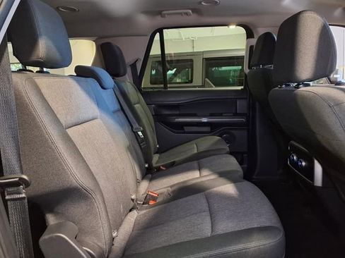 Used 2024 Ford Expedition Max XLT image 27